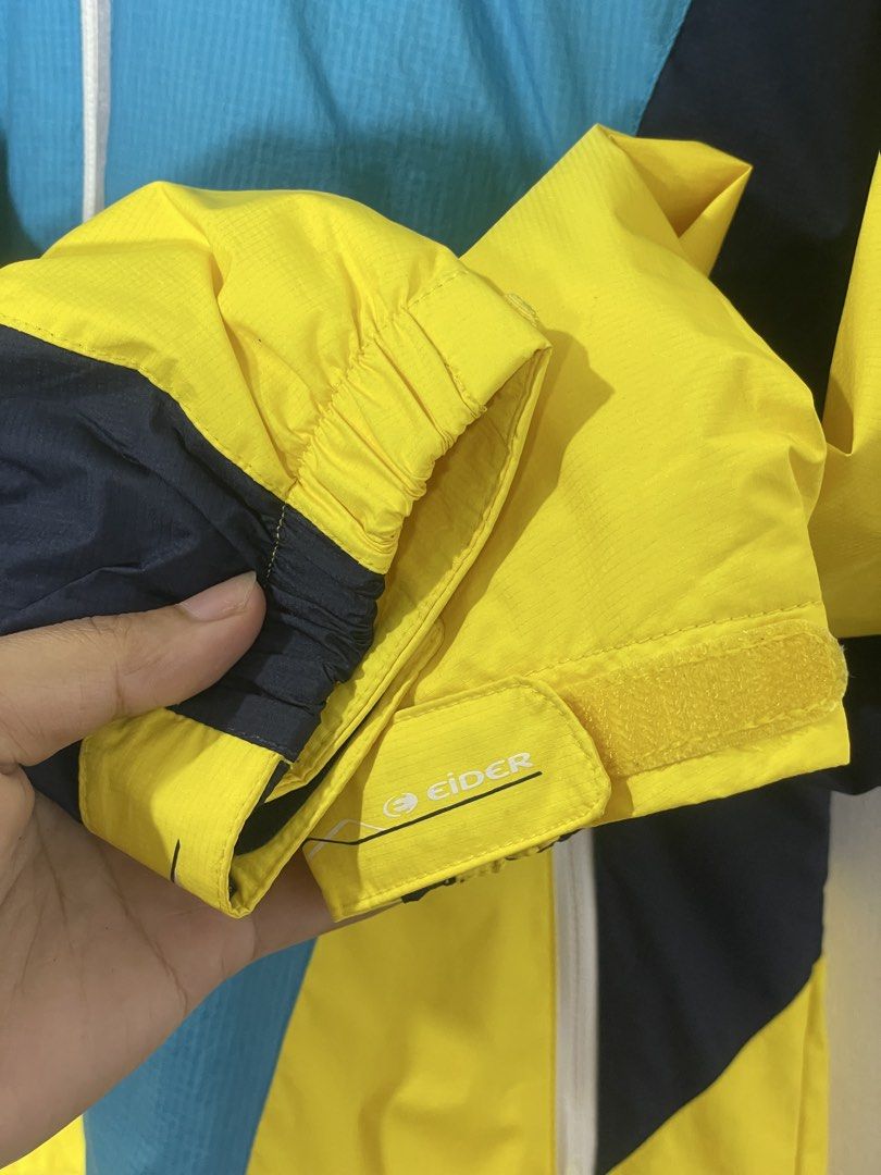 Eider Goretex Jackets XS-S (Category: Coats, Jackets and Outerwear) located in Tuguegarao City. Submitted by ziggerryy (Listing ID 1464115814, Image 3). Description: No flaws. No holes Fits Extra Small-Small .