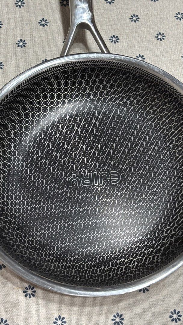 Ejiry Non-stick Frying Pan (Category: Cookware & Accessories) located in San Mateo. Submitted by kusinaninanan (Listing ID 1463997152, Image 3). Description: Branded Ejiry 21cm Gas, electric and Induction Maganda and mkiniz po .