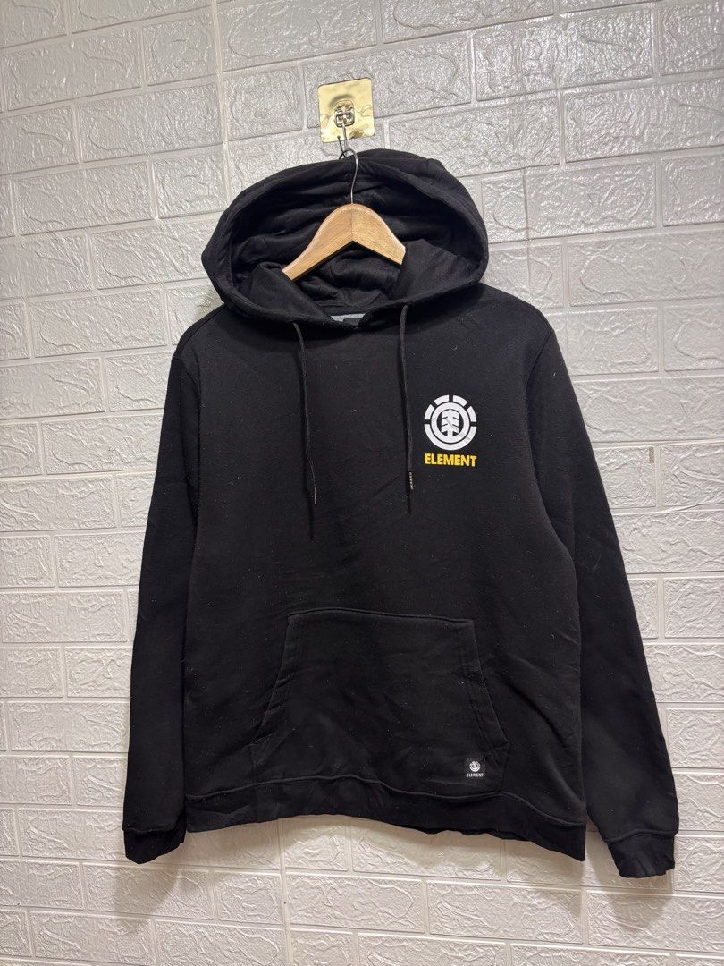 ELEMENT HOODIE JACKET (Category: Coats, Jackets and Outerwear) located in Quezon City. Submitted by xoxochiq (Listing ID 1464072922, Image 1). Description: ELEMENT HOODIE JACKET Medium Length - 27 Width - 21 10/10 color rate Excellent Condition 600 only pm me!.