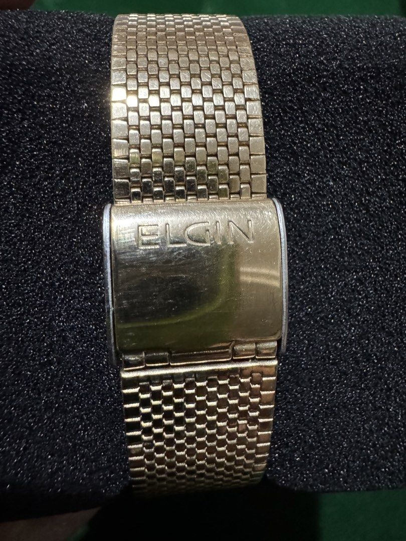 Elgin Quartz Watch Gold Tone Mesh Band (Category: Women's Watches) located in Iloilo. Submitted by segundo.ilonggo (Listing ID 1463972045, Image 3). Description: - Vintage Elgin quartz watch - Gold tone case and mesh bracelet - Rectangular face with champagne dial - Classic, versatile style - Requires a new battery - Sold as is.