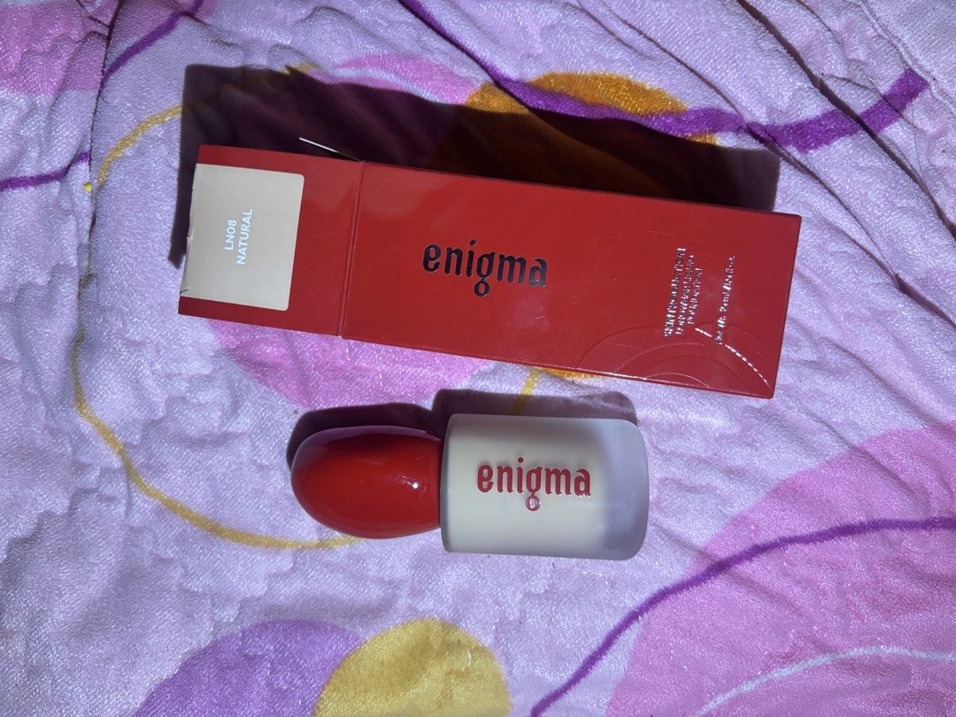 ENIGMA FOUNDATION AND CONCEALER (Category: Makeup) located in Makati City. Submitted by polarizedmemories_ (Listing ID 1464106801, Image 3). Description: BOUGHT THEM TOGETHER HOWEVER FOUNDATION IS NOT MY SHADE MATCH AND I MISTAKENLY PURCHASED WRONG SHADE FOR CONCEALER. Foundation - 2 pumps lang (literally swatched it lang) - still have the box - bought this for 700+ during sale - selling it for 400 na lang (last price) - LN08 Natural Concealer -c