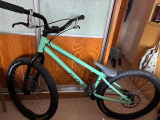 （分類：）位於 。 由 kckhaha 提交（商品編號 1463939698，圖片 1）。簡介： 。