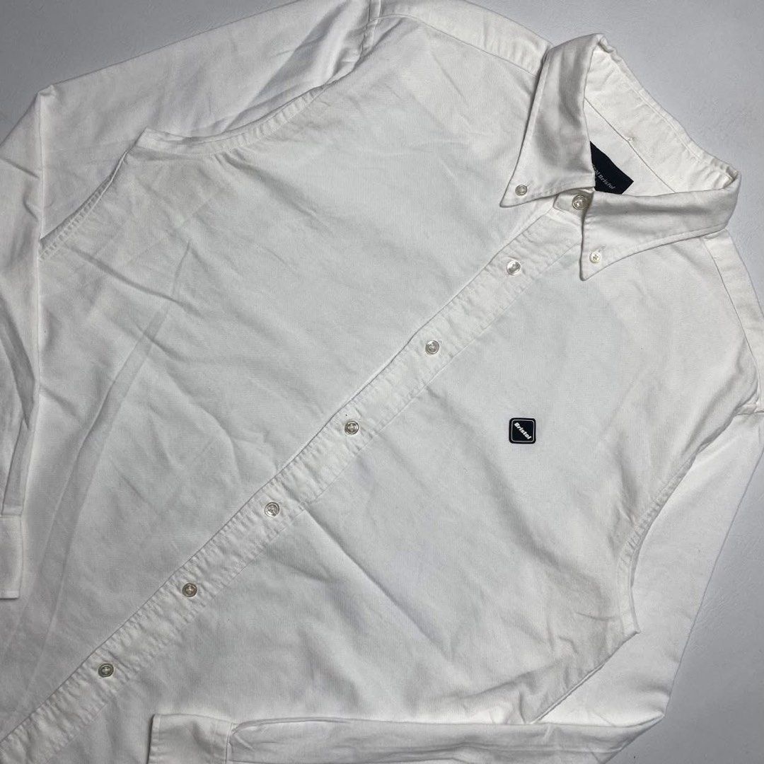 F.C. REAL BRISTOL POLO LONGSLEEVE (Category: Tshirts & Polo Shirts ) located in San Fernando. Submitted by upwear.ph (Listing ID 1464070730, Image 2). Description: F.C. REAL BRISTOL POLO LONGSLEEVE CONDITION : EXCELLENT SIZE : EXTRA LARGE DIMENSION : W22 x L29 ISSUE : NONE .