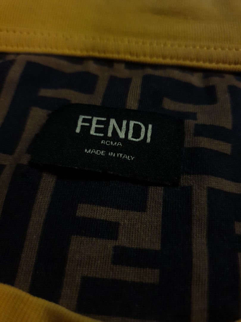 Fendi monogram aop (Category: Tshirts & Polo Shirts ) located in San Fernando. Submitted by retro.district. (Listing ID 1464120579, Image 2). Description: - Fendi AOP Monogram - Size: XL - Condition: Good - no issue - Color Rate: 9.5/10.