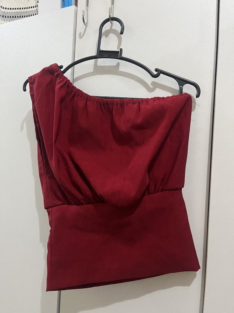 Fhilar Red Asymmetrical Top (zara, love bonito, coach, boots, lululemon, brandy melville, subdued, hollister, shein, h&m, uniqlo, party top, cardigan, dress, top) (Category: Sleeveless) located in Manila. Submitted by aleqxieee (Listing ID 1464078006, Image 1). Description: - never used - size runs small, might prolly fit a small only MOP: maribank/bdo/bpi MOD: sdd/j&t loc: taft.