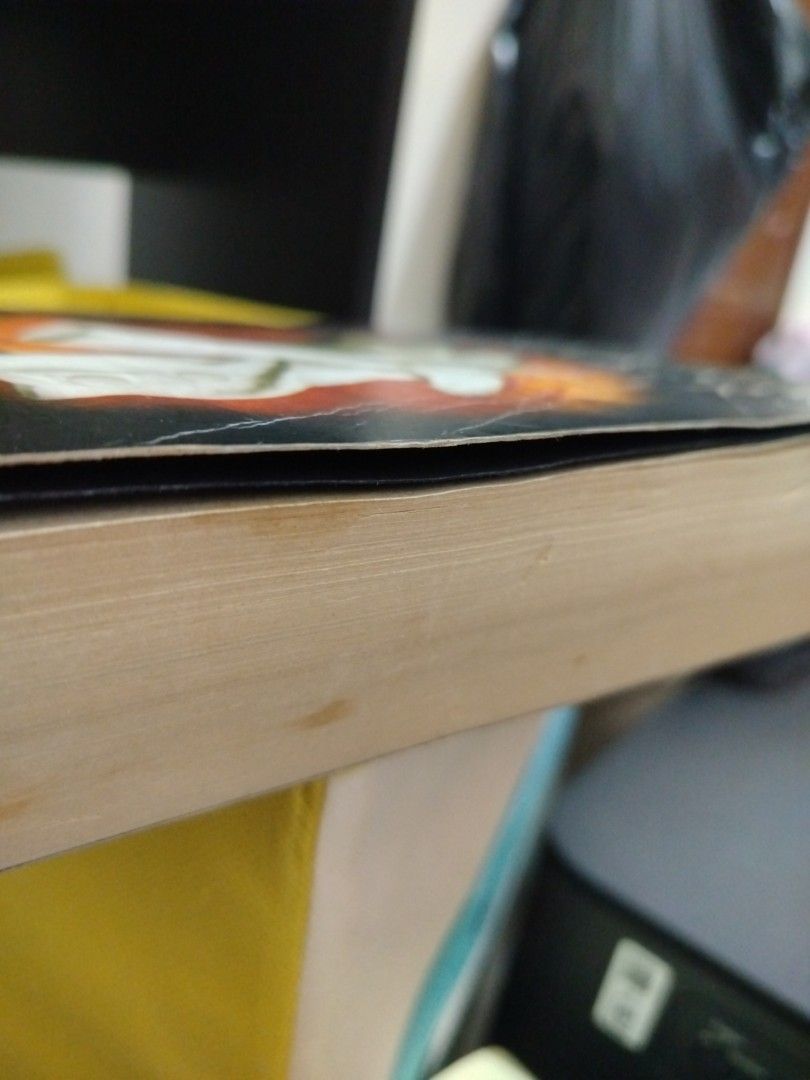 Fingersmith by Sarah Waters (Category: Storybooks) located in Cebu City. Submitted by oldestdr999m (Listing ID 1464011598, Image 2). Description: RFS: Decluttering! MOP: GCash & Maribank.