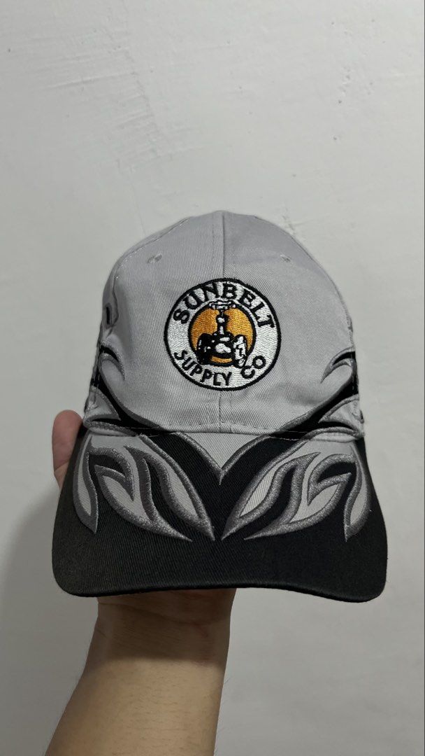 Flames apoy vibes cap (Category: Caps & Hats) located in Pasay City. Submitted by vintagearchive28 (Listing ID 1464032101, Image 2). Description: No issue .