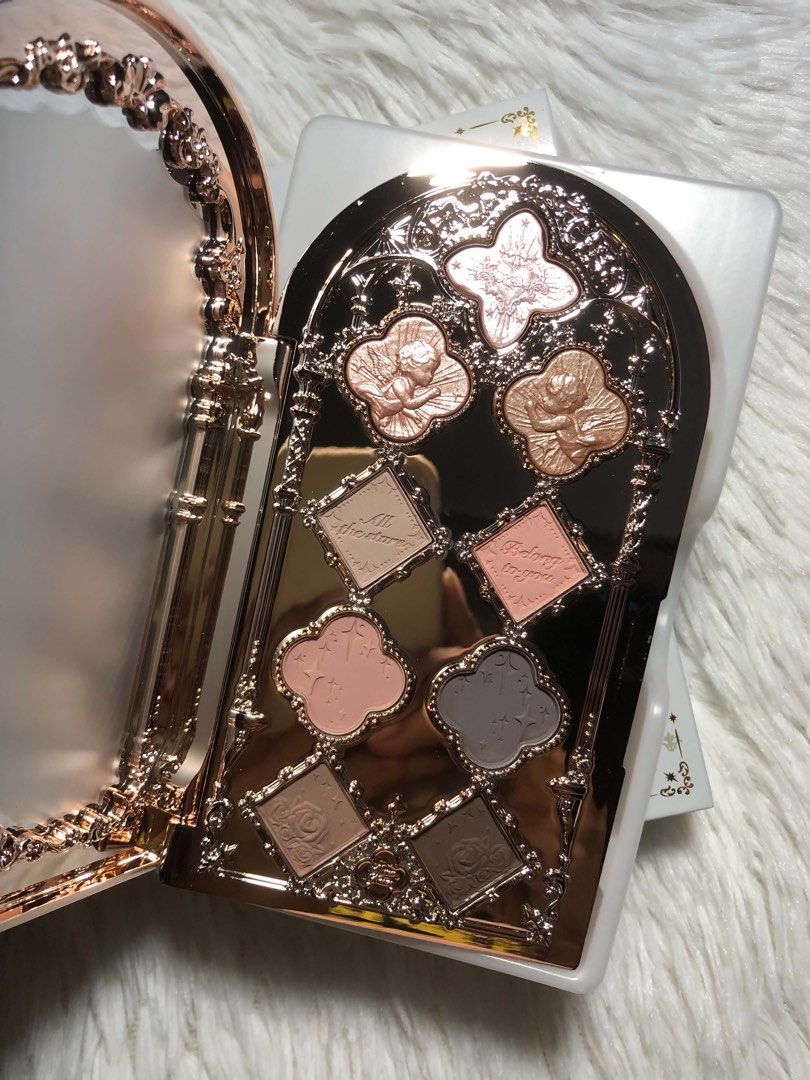 Flower Knows Makeup Palette 🪽 (Category: Makeup) located in Las Pinas. Submitted by rich.collects (Listing ID 1464047479, Image 2). Description: 🏷️ ₱1,100 EACH ✨ shades: 👼 01 Eden’s Angel 🍫 01 Nutcracker | SOLD 🍫 Chocolate Series Contour | SOLD.