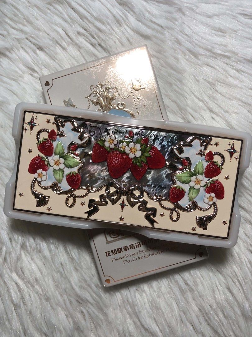 Flower Knows Strawberry Rococo Series Eyeshadow Palettes (Category: Makeup) located in Las Pinas. Submitted by rich.collects (Listing ID 1464049896, Image 3). Description: 🏷️ ₱1,100 EACH ✨ shades 🍓 02 | Sweet Canneles 🍓 01 | Ice Cream Latte .