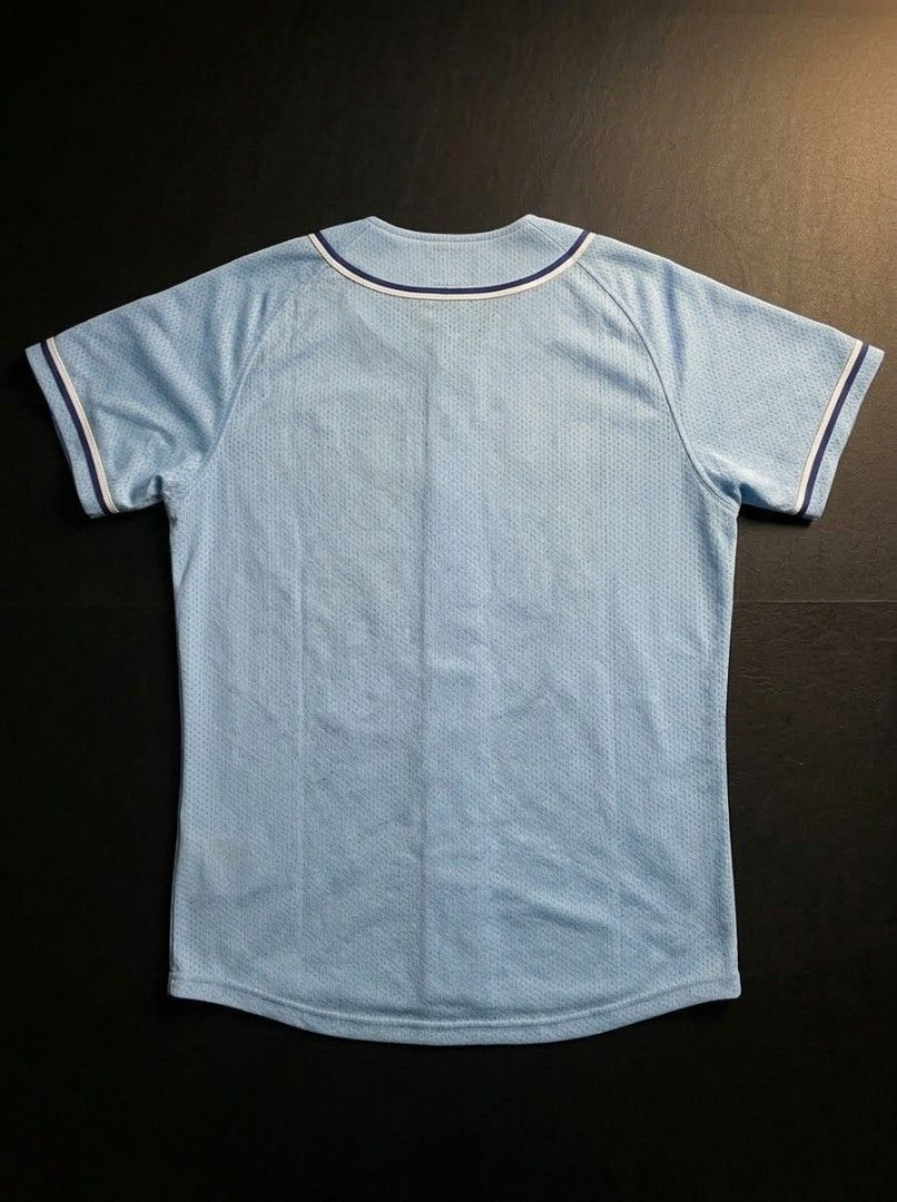 Football jersey (Category: Activewear) located in Tayug. Submitted by leift (Listing ID 1463997888, Image 2). Description: Xl FITTINGS.