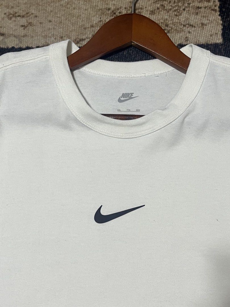 FOR SALE (Category: Activewear) located in Bulacan. Submitted by sef19 (Listing ID 1463959998, Image 2). Description: Nike Swoosh - size : 2XL condition : excellent price : ₱680 mop : gcash / jnt pm 📩📩📩 📍BULACAN.
