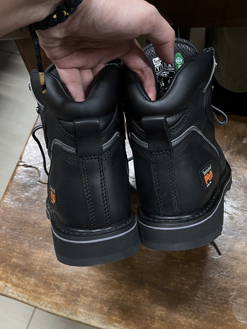 FOR SALE (Category: Boots) located in Bulacan. Submitted by sef19 (Listing ID 1464037499, Image 2). Description: TIMBERLAND PRO - size : 9US condition : excellent price : ₱3,580 - mop : gcash / jnt pm 📩📩📩 📍BULACAN.
