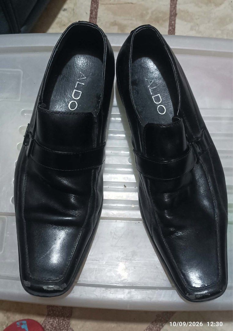 Formal Shoes (Category: Dress Shoes) located in Taytay. Submitted by crisha14344 (Listing ID 1463960165, Image 1). Description: Product of Canada Men’s Black Leather Monkstrap/Formal Loafer-Style Dress Shoes RFS: Masyado Malaki.