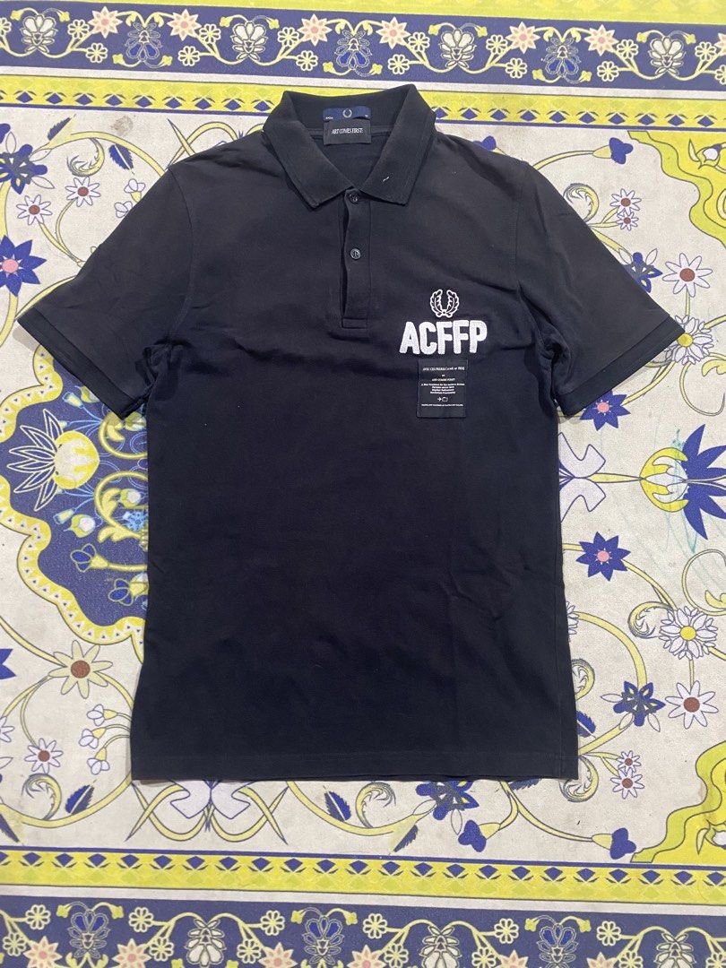 Fred perry (Category: Tshirts & Polo Shirts) located in Changkat Jering. Submitted by kedairuncit420 (Listing ID 1463946721, Image 1). Description: Pit 19 labuh 27 Condition cun Rm 70 siap pos.