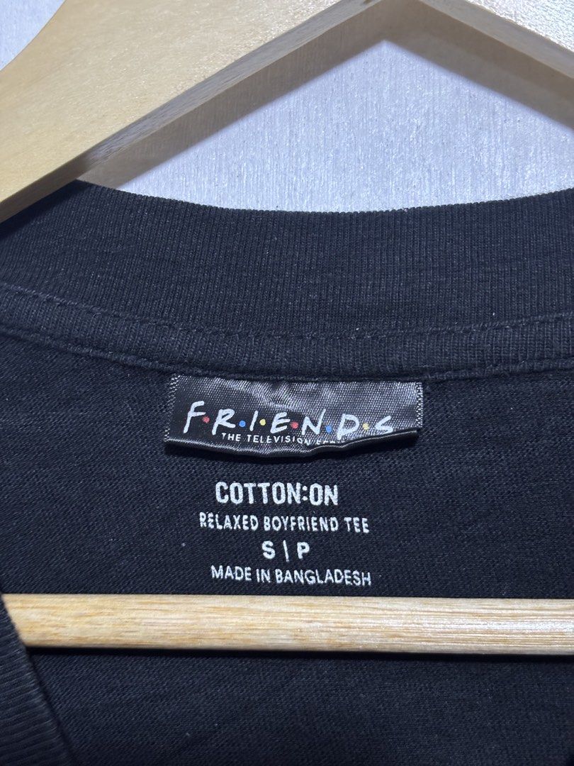 FRIENDS (Category: Tshirts & Polo Shirts ) located in Cebu City. Submitted by giant_gems.ph (Listing ID 1464037855, Image 3). Description: GOOD CONDITION WIDTH 24 LENGTH 27 NO ISSUE.