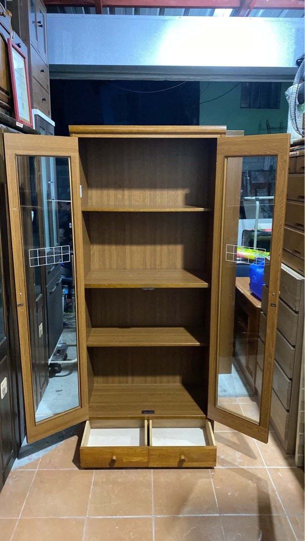 FULL GLASS DISPLAY CABINET‼️ (Category: Announcements) located in Manila. Submitted by nanzkie_2015 (Listing ID 1463981551, Image 2). Description: FULL GLASS DISPLAY CABINET ‼️ L29.5 W15 H68.5 inches 🏷️7,500.