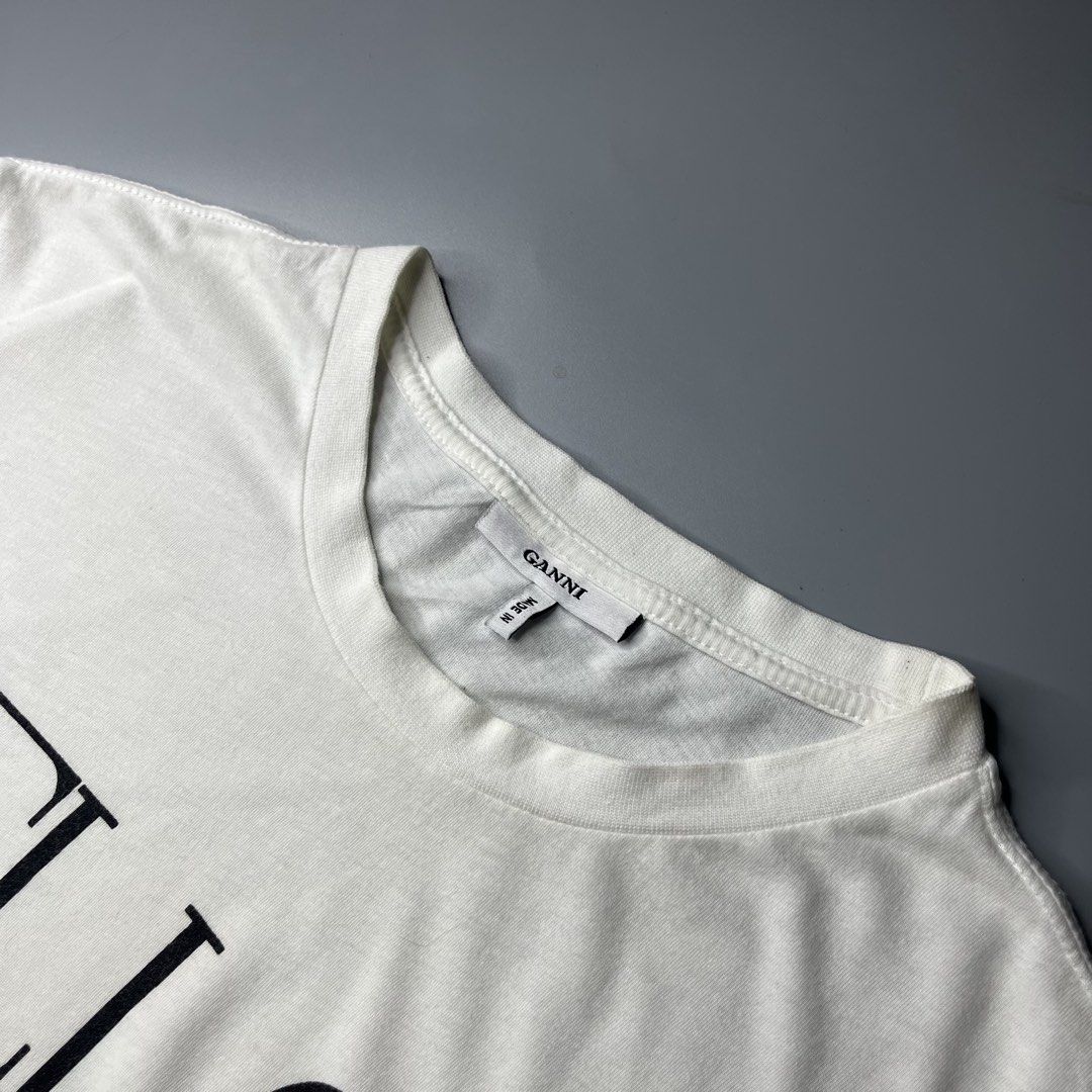GANNI (Category: Shirts) located in Manila. Submitted by aaaaaahhhhhh (Listing ID 1464091237, Image 3). Description: Small 19W 28.5L Need wash Lalamove or J&t Express + Shipping fee.
