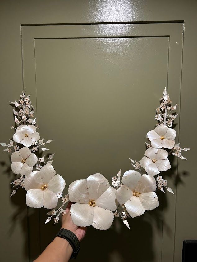 Garland Lagag 40-45" (Category: Religious Items) located in Bulacan. Submitted by YourCollection (Listing ID 1464110029, Image 2). Description: Garland Lagag 40-45" Php 15,000 each The undying ART of CEBU .