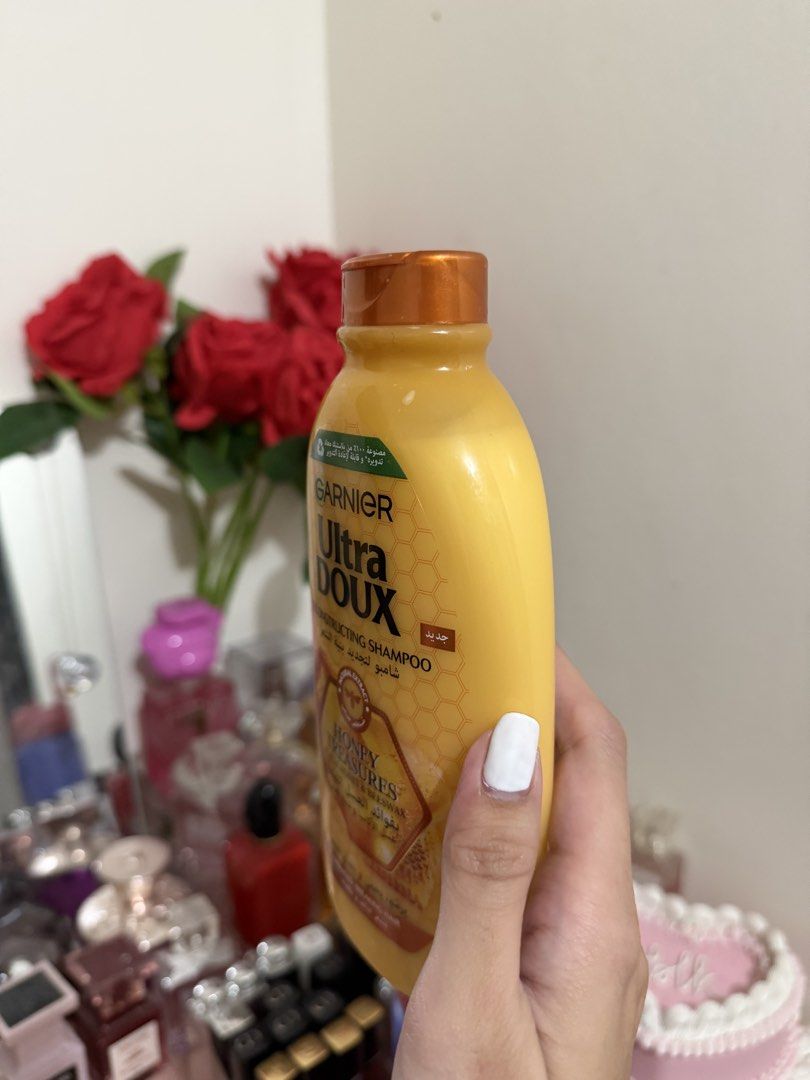 Garnier Ultra Doux Shampoo (Category: Hair) located in Las Pinas. Submitted by gmonteros (Listing ID 1464085105, Image 2). Description: 98% rem.
