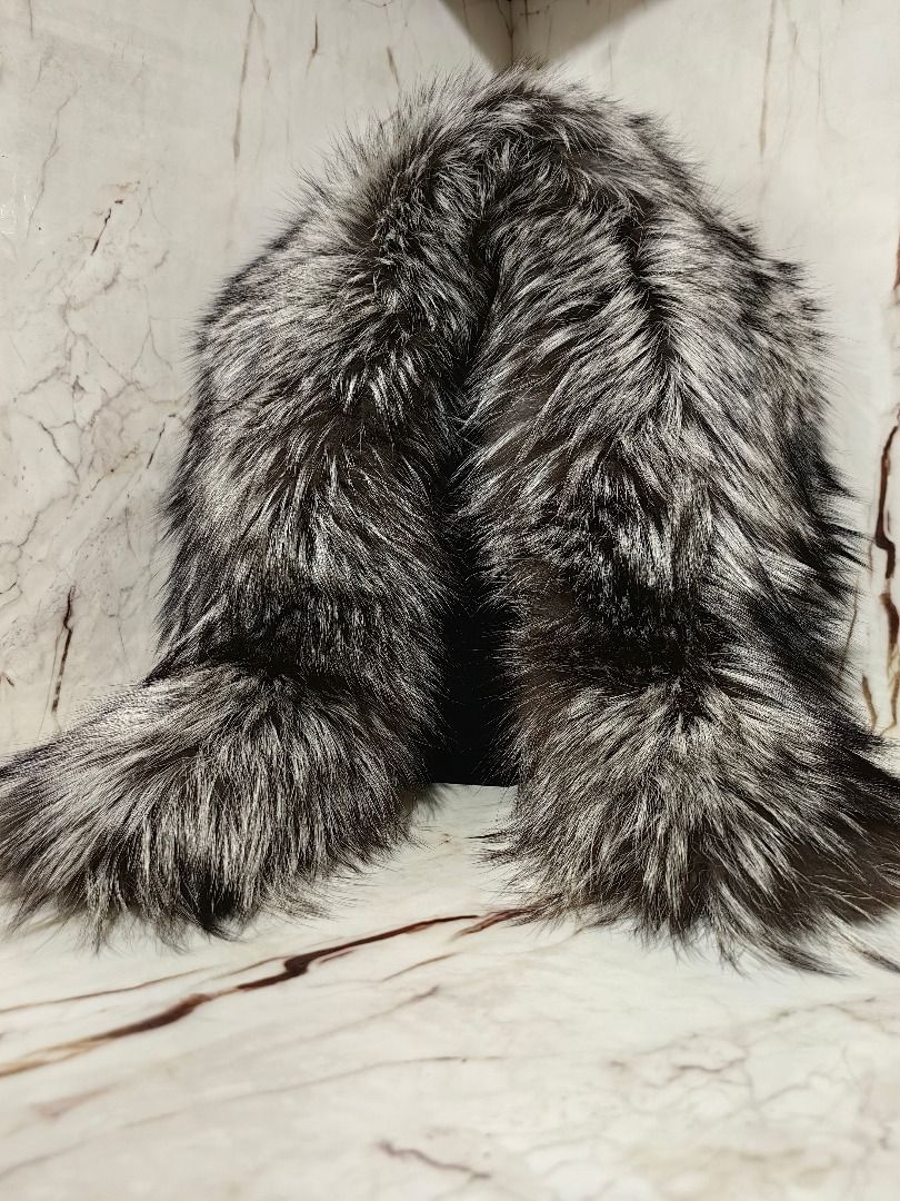 GENUINE SILVER FOX FUR COLLAR SCARF (Category: Caps & Hats) located in Tarlac. Submitted by jeremiah.curator.2026 (Listing ID 1464056631, Image 1). Description: ✨ For Reference Only ✨ The last photo is shared for reference purposes, with full credit to the original owner. It gives an idea of the value of a genuine Silver Fox Fur Scarf in its country of origin, highlighting the quality and premium nature of this luxurious piece..