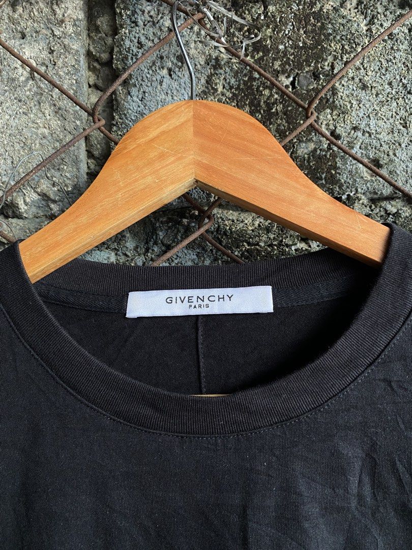 Givenchy (Category: Tshirts & Polo Shirts ) located in Manila. Submitted by https_uno (Listing ID 1464042022, Image 3). Description: Cut wash.