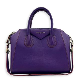 (Category: ) located in . Submitted by carousellluxury (Listing ID 1460814067, Image 1). Description: .