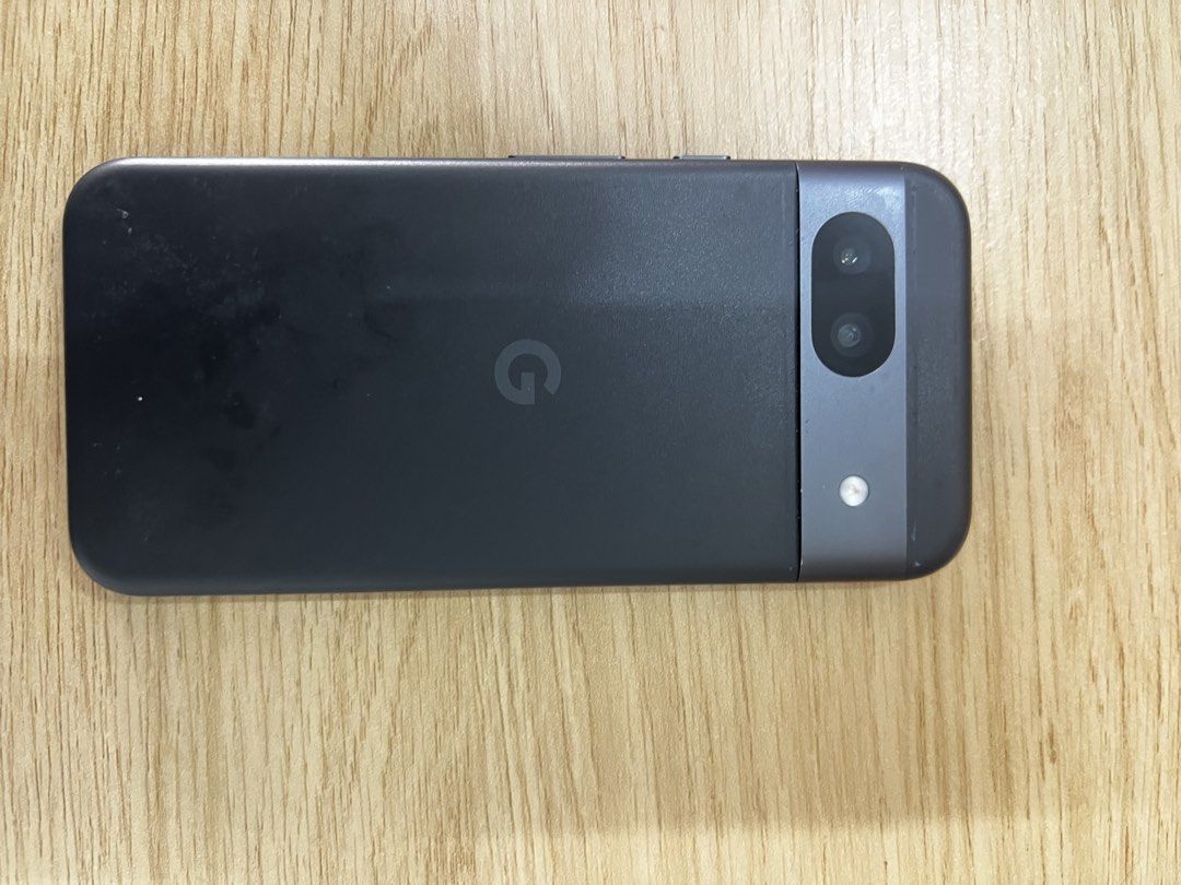 Google pixel 8a (Category: Google Pixel) located in Johor Bahru. Submitted by hafizmdnr194901 (Listing ID 1464010232, Image 3). Description: Semua masih function cuma dapat phone casing tempered glass sahaja yang dah sedia ada.
