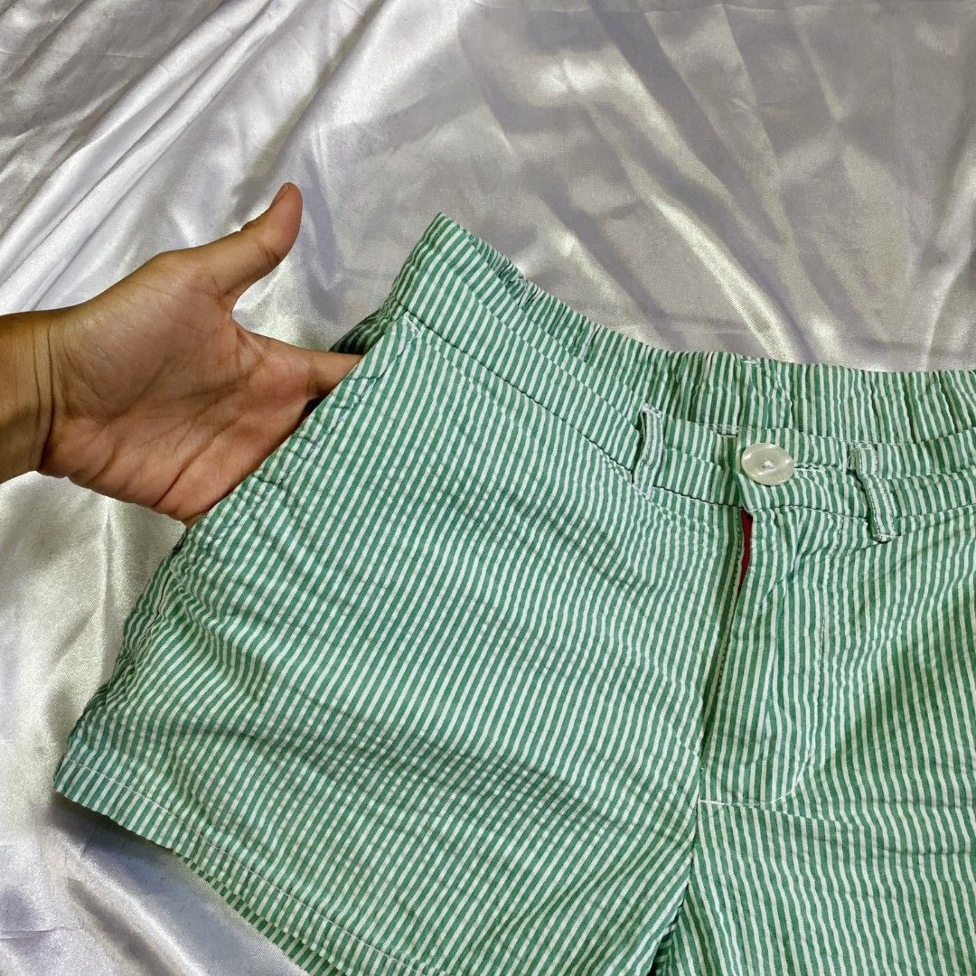 Green and White Striped Shorts (Category: Shorts) located in Roxas City. Submitted by xyddvs (Listing ID 1463939767, Image 2). Description: W 26-27 L 11.