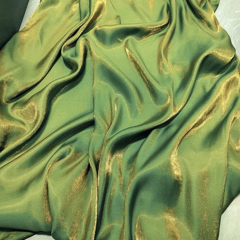 Green Satin mermaid Gown (Category: Evening dresses & gowns) located in Taytay. Submitted by murahubblueapppage (Listing ID 1464102851, Image 2). Description: Very good quality Medium on tag 28 inches waistline 49 inches long from Shoulder .