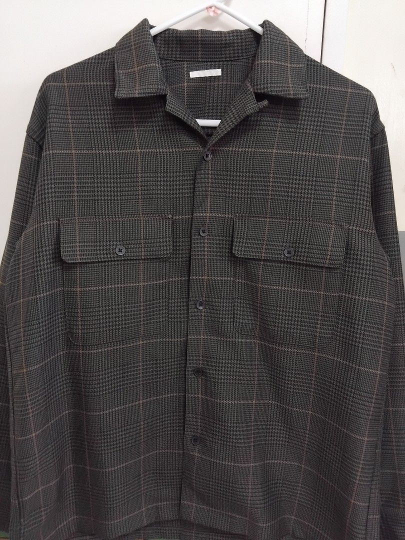GU by UNIQLO Check Overshirt Jacket (Category: Tshirts & Polo Shirts ) located in Pasig City. Submitted by hustlexcurate (Listing ID 1463990071, Image 3). Description: GU by UNIQLO Check Overshirt Jacket Size MEDIUM Dimensions: 22X27.