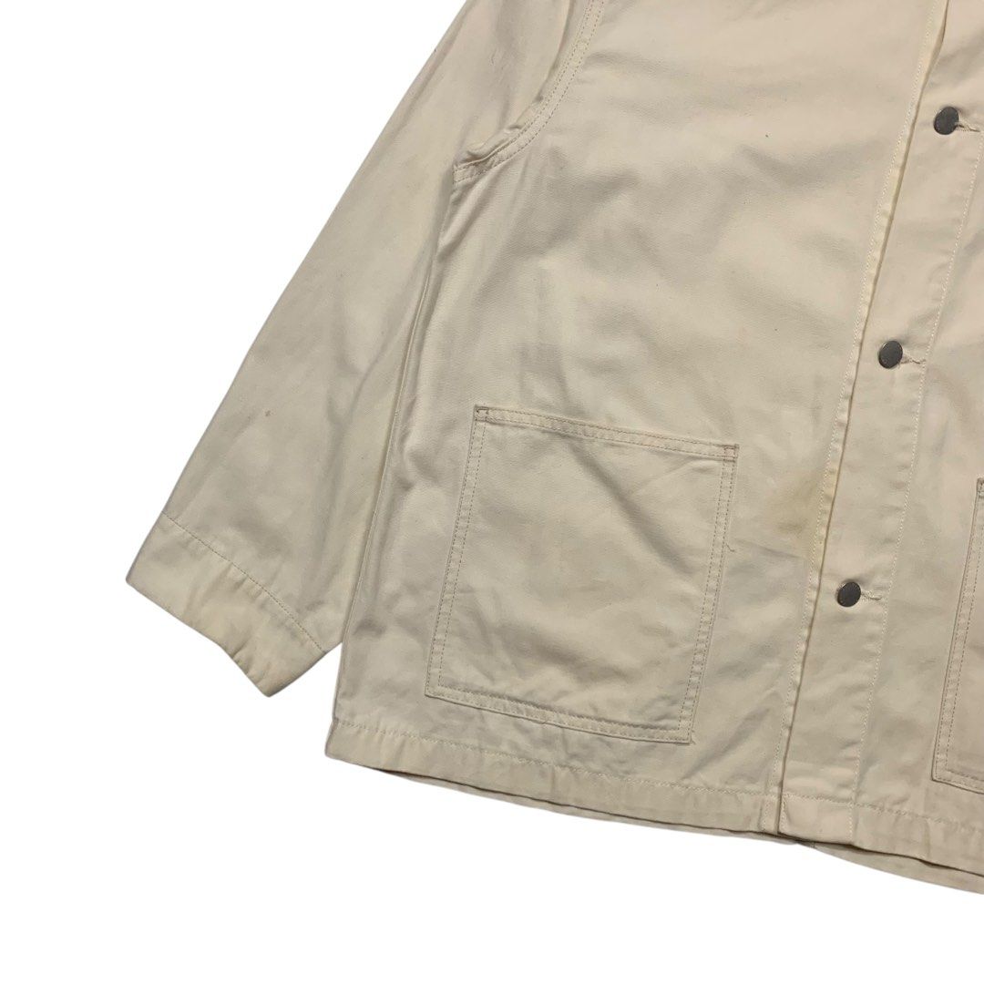 GU Japan Corduroy Collar Chore Jacket (Category: Coats, Jackets and Outerwear) located in Baguio. Submitted by thesecretshop_ph (Listing ID 1464046597, Image 3). Description: Size: Large Lenght: 28” Width: 23” Issues: Needs Wash Fresh Loots.