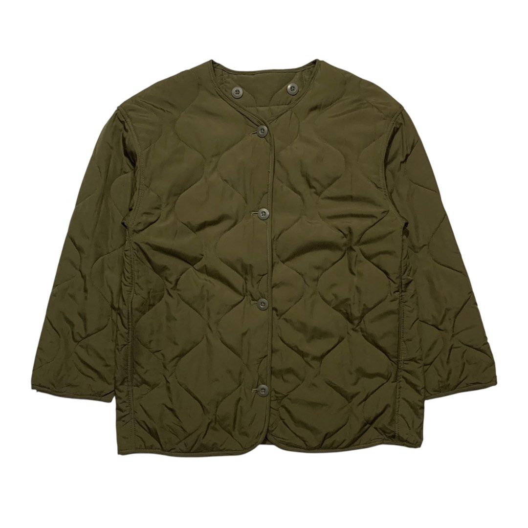 GU Japan Quilted Buttondown Olive Green Jacket (Category: Coats, Jackets and Outerwear) located in Baguio. Submitted by thesecretshop_ph (Listing ID 1464043933, Image 1). Description: Size: Medium Lenght: 27” Width: 21” Issues: -.
