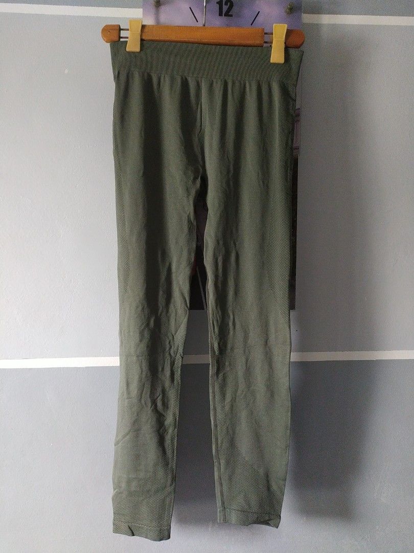 GU leggings cotton (Category: Other Bottoms) located in Manila. Submitted by timtam04 (Listing ID 1464006279, Image 1). Description: buy1take1.