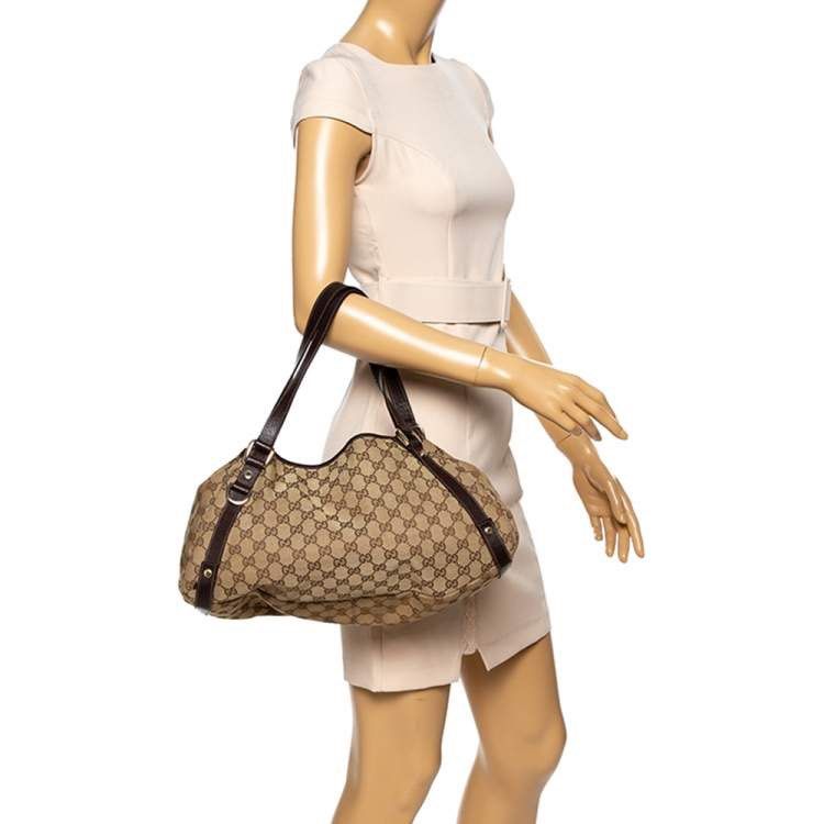 Gucci Monogram Canvas Shoulder Bag (Category: Luxury Bags & Wallets) located in Tagbilaran City. Submitted by Bunnybebu (Listing ID 1464064453, Image 2). Description: Excellent used condition Magnetic button closure Coded Medium size See last photo for obvious sign of use Kindly inspect all photos carefully for details. Zoom in you must. 📍Tagbilaran City, Bohol ⚠️ This is a thrifted item so please manage your expectations. ❎ Bawal sa maselan at 