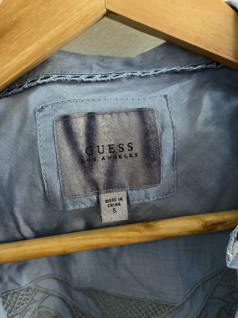 GUESS Denim Long Sleeve Shirt/Button-Up (Category: Longsleeves) located in San Juan City. Submitted by sel.ler (Listing ID 1463986624, Image 3). Description: .