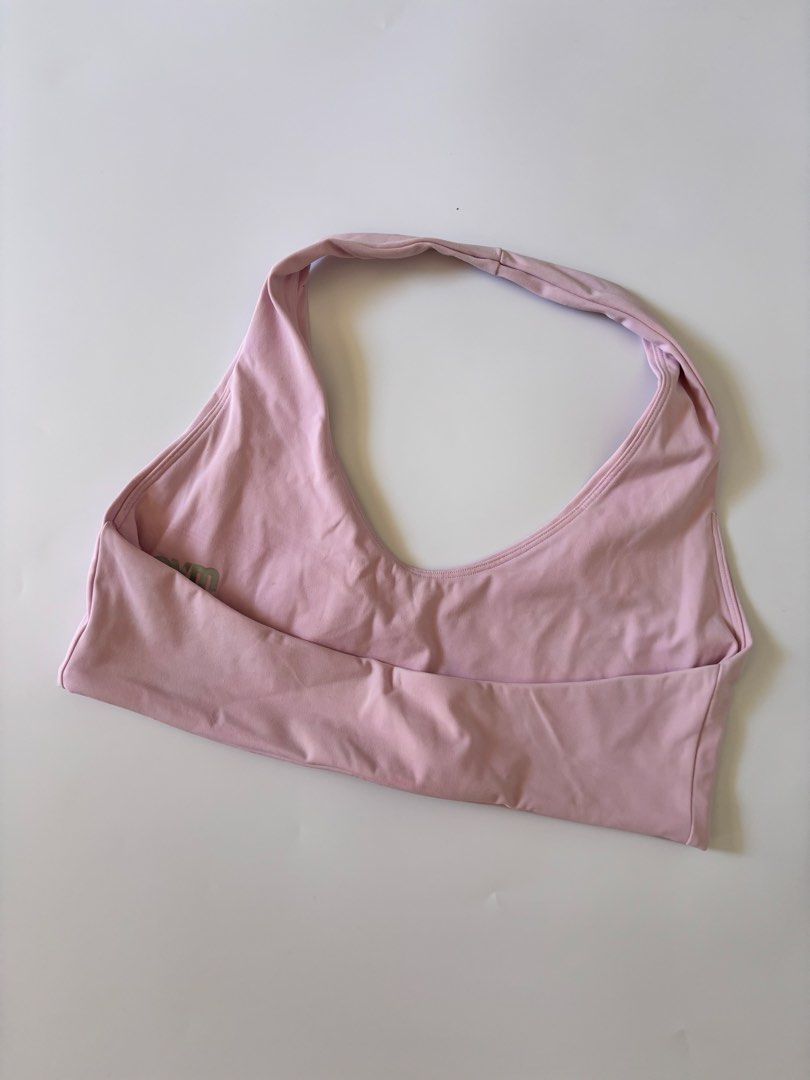 gym halter top (Category: Activewear) located in Binan City. Submitted by byhiraeth (Listing ID 1464073635, Image 3). Description: s-m.