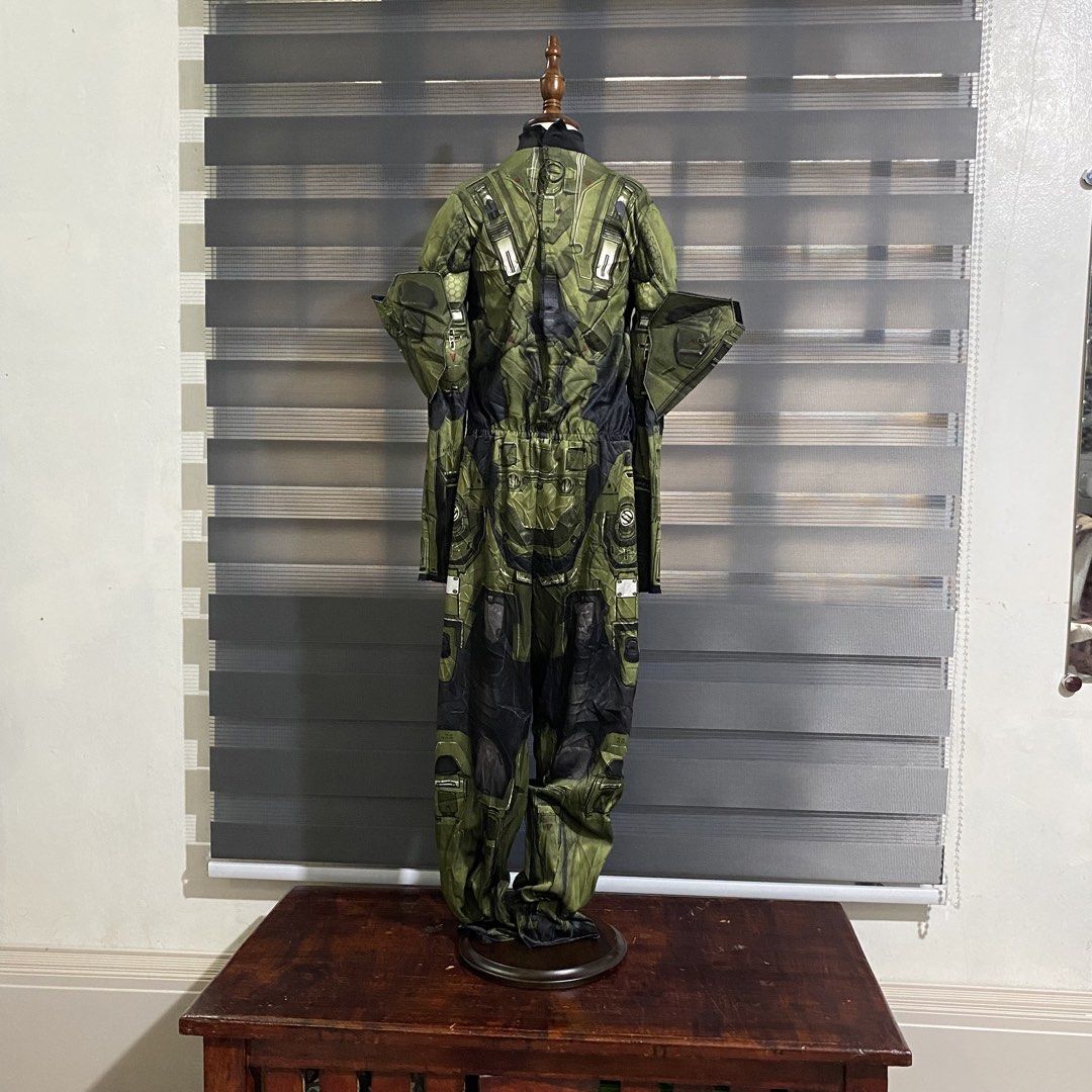 Halo Jumpsuit (Category: Babies & Kids Fashion) located in Caloocan City. Submitted by discusonlineshop (Listing ID 1463950730, Image 2). Description: 7-8 y/0 .