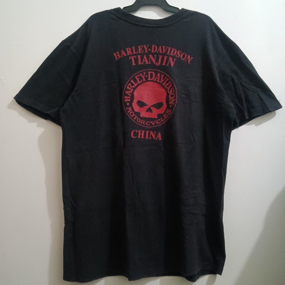 HARLEY DAVIDSON Shirt (Category: Shirts) located in Caloocan City. Submitted by jaychingsss (Listing ID 1464134997, Image 2). Description: Harley Davidson Shirt - 150 21x29 Color Rate: 9/10 Cut neck tag, No side stitch.