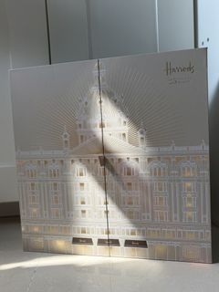 （分類：）位於 。 由 ursula.jewels 提交（商品編號 1464083547，圖片 1）。簡介： 。