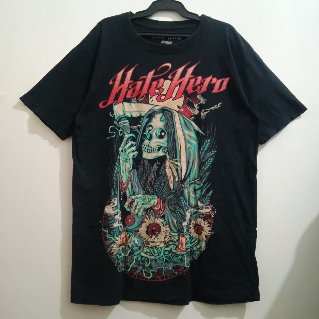 HATE HERO Big Graphic Print (Category: Shirts) located in Caloocan City. Submitted by jaychingsss (Listing ID 1464134839, Image 1). Description: Hate Hero Skull Print - 150 19x26 Color Rate: 9/10 No issue.