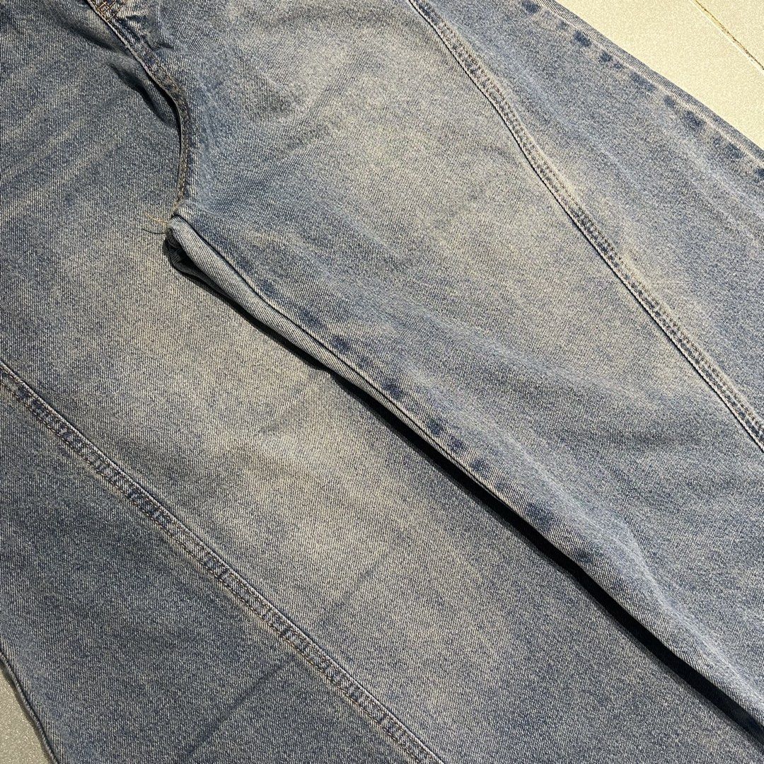 Heavyweight Baggy Balloon Denim Pants (Category: Jeans) located in Angeles City. Submitted by 5am.collective (Listing ID 1463969740, Image 3). Description: Heavyweight Baggy Balloon Denim Pants💎 PHP 799 Only🏷️ Waist 30 Length 42 Leg Open 12.5 As New Condition💙.