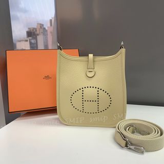 （分類：）位於 。 由 smip_bag 提交（商品編號 1463979021，圖片 1）。簡介： 。