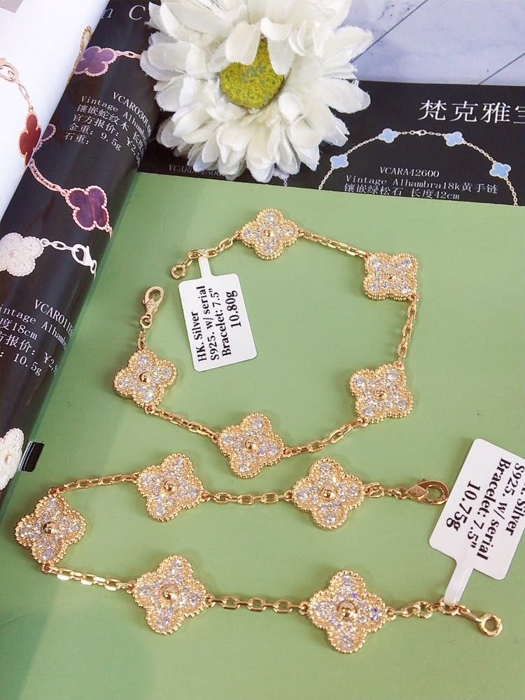 HK setting S925 Vca Alhambra bracelet (Category: Bracelets) located in Manila. Submitted by bhelgoldseller2ndaccount (Listing ID 1463981508, Image 2). Description: HongKong setting S925 Silver 1150/grams All Brandnew Swarovski stone.