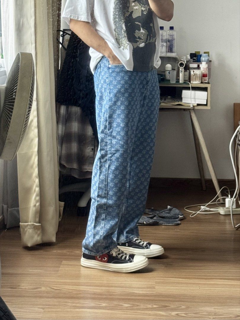 H&M Disney Collab Wide Leg Jeans (Category: Jeans) located in Makati City. Submitted by yellowjacketangel (Listing ID 1463973578, Image 3). Description: Cool blue jeans with a unique eye print. Wide leg, super comfy. Waist Size: 32-33 📍Makati Shipping via: Lala/Grab/J&t.