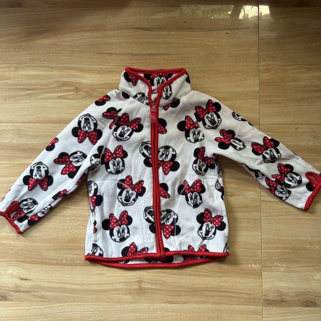 H&M Disney Minnie Mouse Fleece Jacket (Category: Babies & Kids Fashion) located in San Jose. Submitted by denzeldave (Listing ID 1464041441, Image 1). Description: Size: 12-18 months I can give lp, just offer.