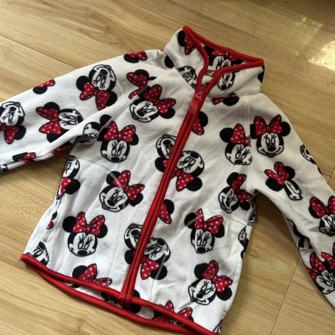 H&M Disney Minnie Mouse Fleece Jacket (Category: Babies & Kids Fashion) located in San Jose. Submitted by denzeldave (Listing ID 1464041441, Image 2). Description: Size: 12-18 months I can give lp, just offer.