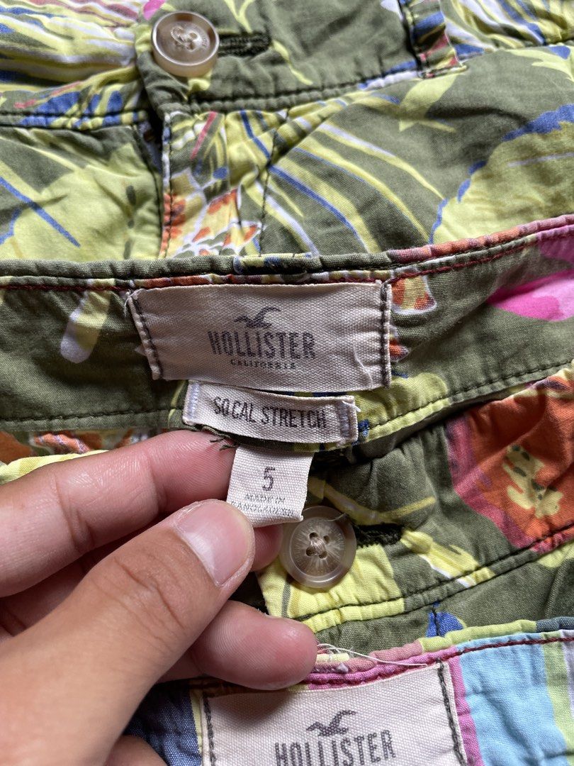 Hollister Shorts Bundle - Floral & Plaid Patterns (Category: Shorts) located in Siniloan. Submitted by rethr1ft (Listing ID 1464013810, Image 3). Description: - Bundle of 2 Hollister shorts - One pair: Green tropical floral print (Size 5) - Second pair: Colorful plaid (pink, blue, yellow) (Size 3) - Both shorts have a bit of stretch - Ideal for summer wear.