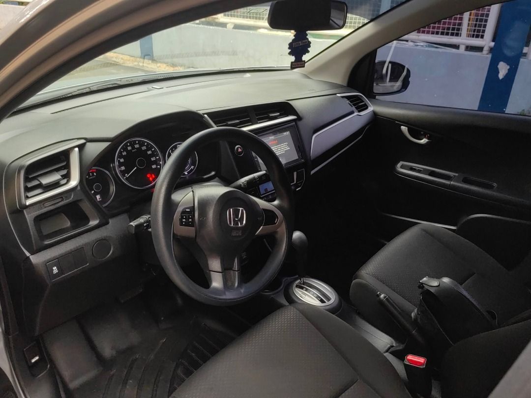 Honda BR-V (Category: Used Cars) located in Pasig City. Submitted by bertlomibao (Listing ID 1463980188, Image 3). Description: 2018 Honda BR-V Touring Limited Very nice and 1st owned RFS Upgrading No history of flood and collisions Pick up the car in Bulacan.