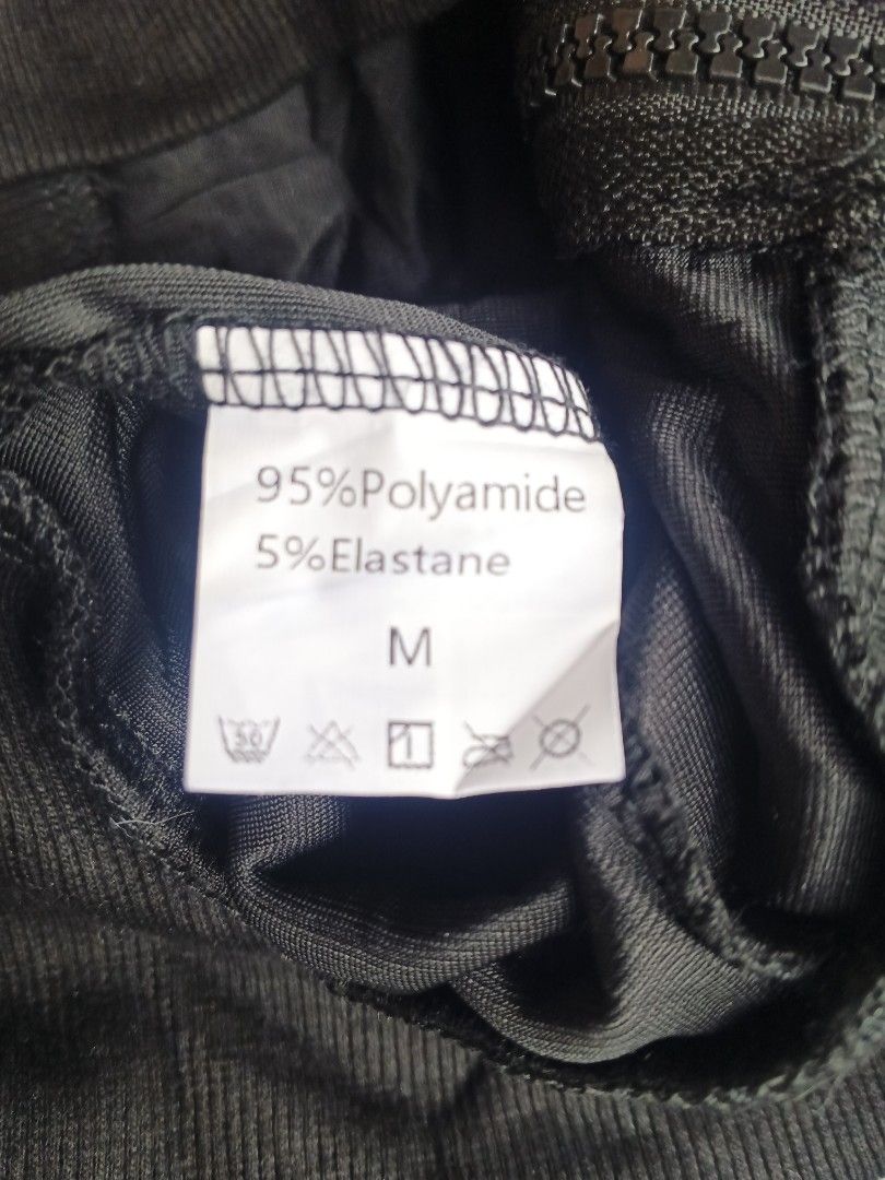Hoodie grudge minimalist (Category: Coats, Jackets and Outerwear) located in Manila. Submitted by findfinechie (Listing ID 1464010182, Image 2). Description: 17×19 no issue dm for inquiries on this item 📩.