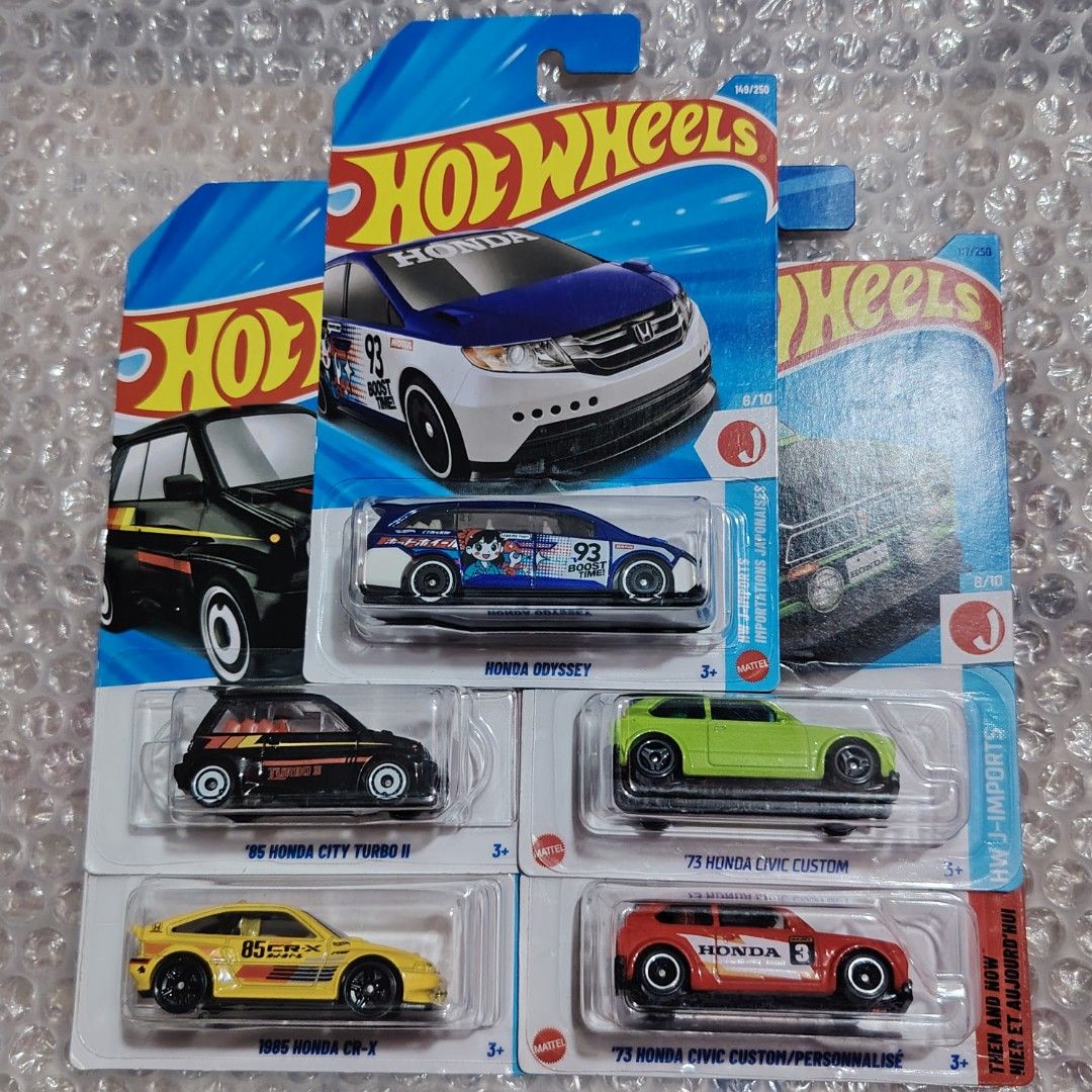 Hot Wheels Honda Set (Category: Vehicle & Diecast Models) located in Malabon City. Submitted by leileimniscate (Listing ID 1464026883, Image 1). Description: ・Hot Wheels Honda set — ₱600 ＷＹＳＩＷＹＧ Rfs: Decluttering need funds MOP 💵 : GCash / Cash (upon meet-up) MOD 🚚 : Lalamove / LBC COP MEET-UP 🤝 : Malabon Citisquare / Fishermall Malabon LOC. 📌 : Navotas, Malabon.